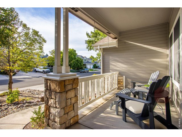 Property Photo 2 Sunny & Bright, West Facing, oversizing front porch and low-maintaince front yard, Xeriscaped!