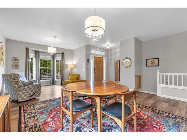 Property Photo 4 dining room
