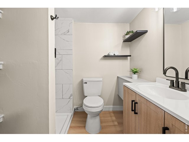 Property Photo 26 Basement bath