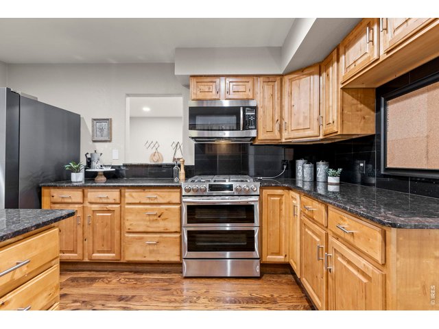 Property Photo 11 Kitchen