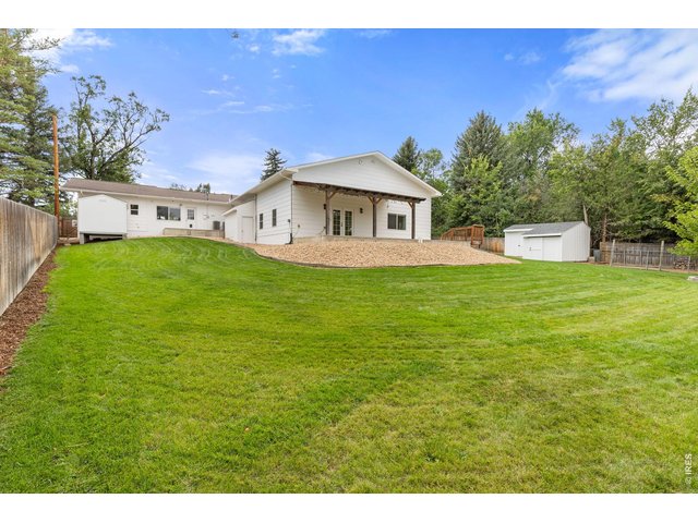 Property Photo 38 Beautifully Maintained Lawn