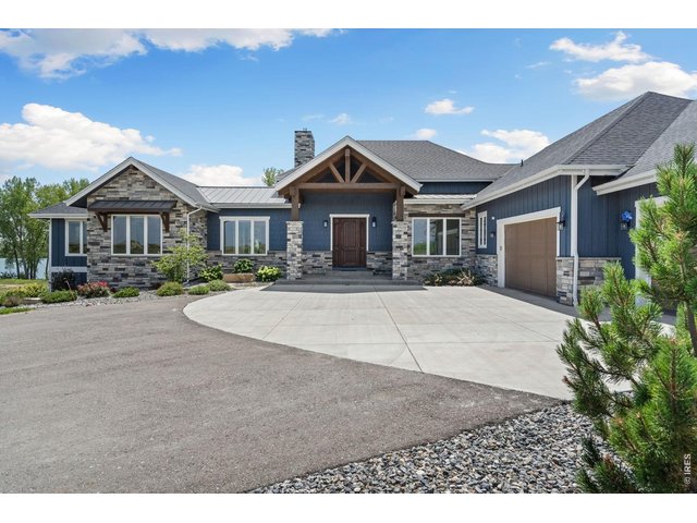 Property Photo 4 Endless curb appeal.
