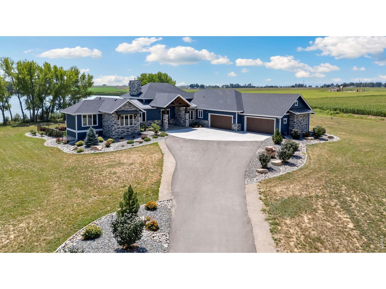 Property Photo 2 Breathtaking mountain and water views.