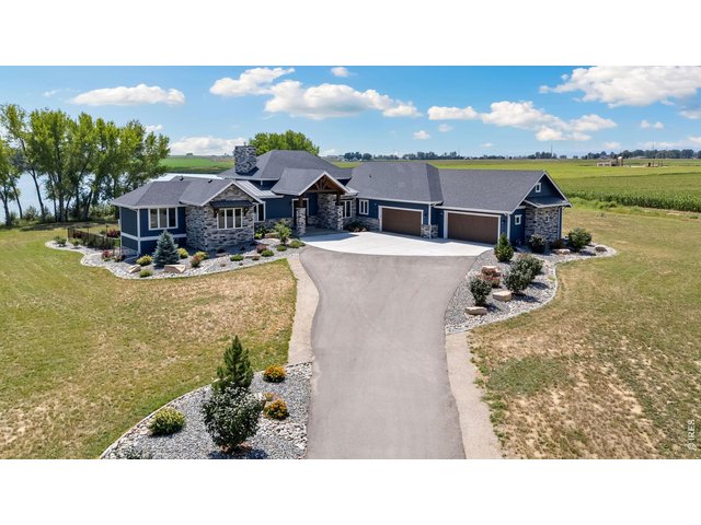 Property Photo 2 Breathtaking mountain and water views.