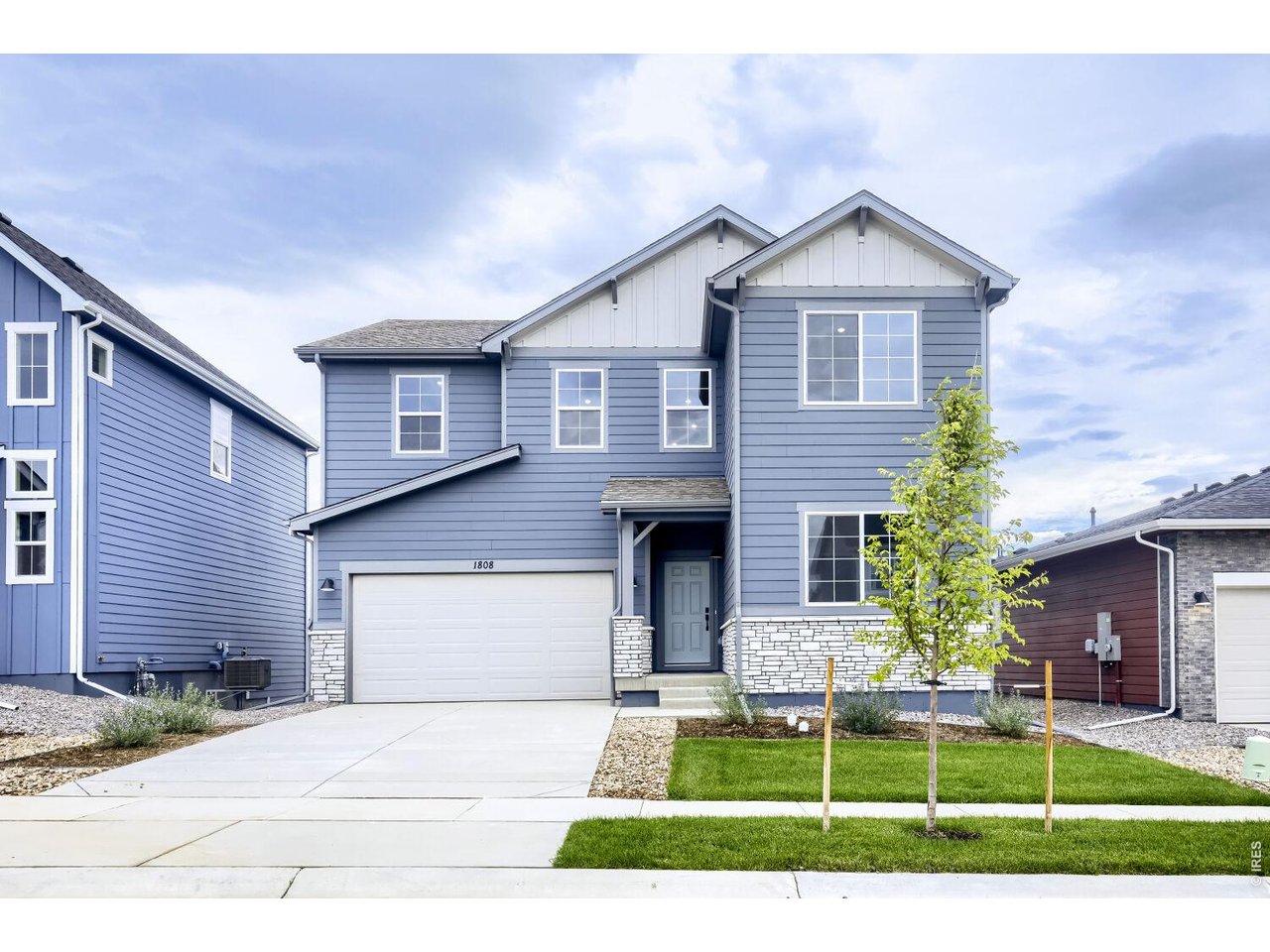 Property Photo 1 