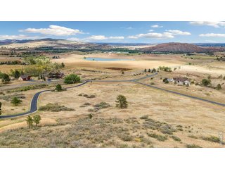 3033 Suri Trl Bellvue, CO 80512