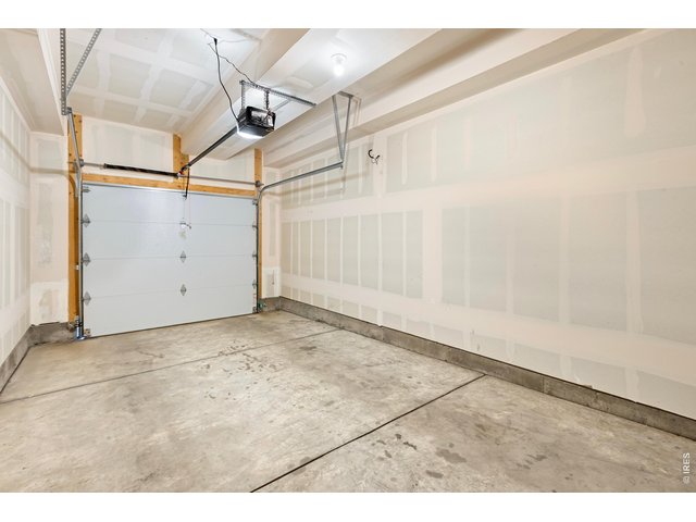 Property Photo 18 Attached Garage
