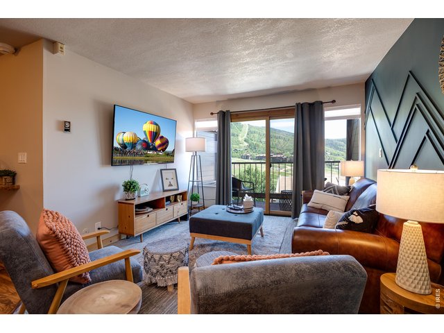 Property Photo 5 Selling fully furnished with thoughtfully curated boho/mountain themed furniture and accents