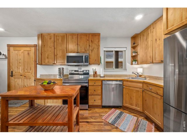 Property Photo 10 Updated stainless steel appliances