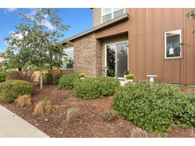 Property Photo 28 West side of this end unit townhome.