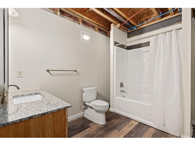 Property Photo 24 Basement bathroom