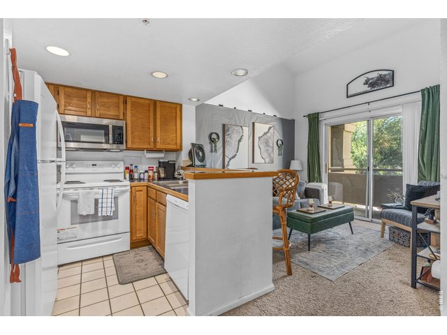 Property Photo 6 Open Floor Plan