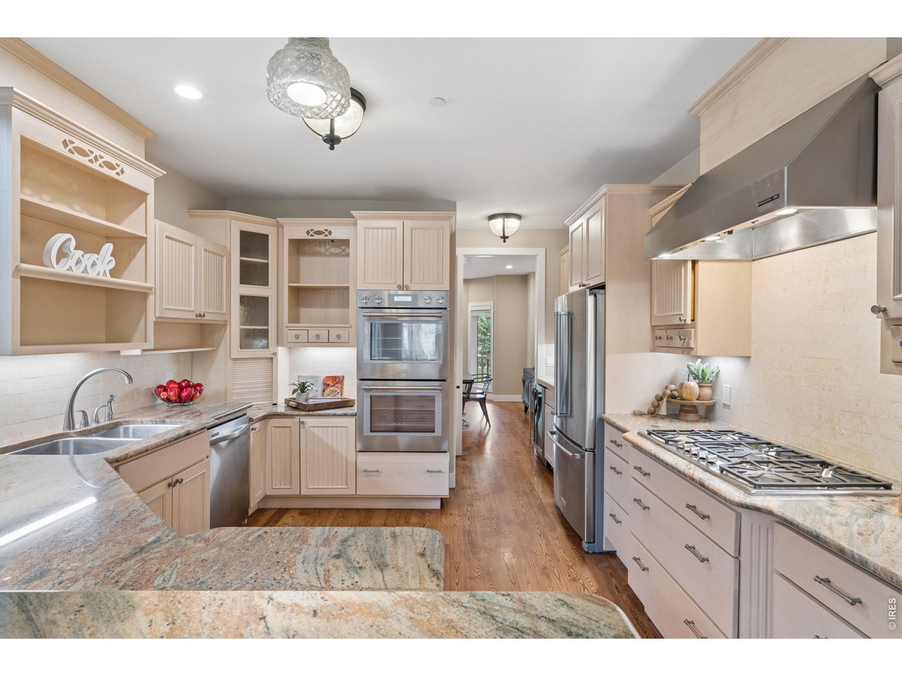 Property Photo 15 