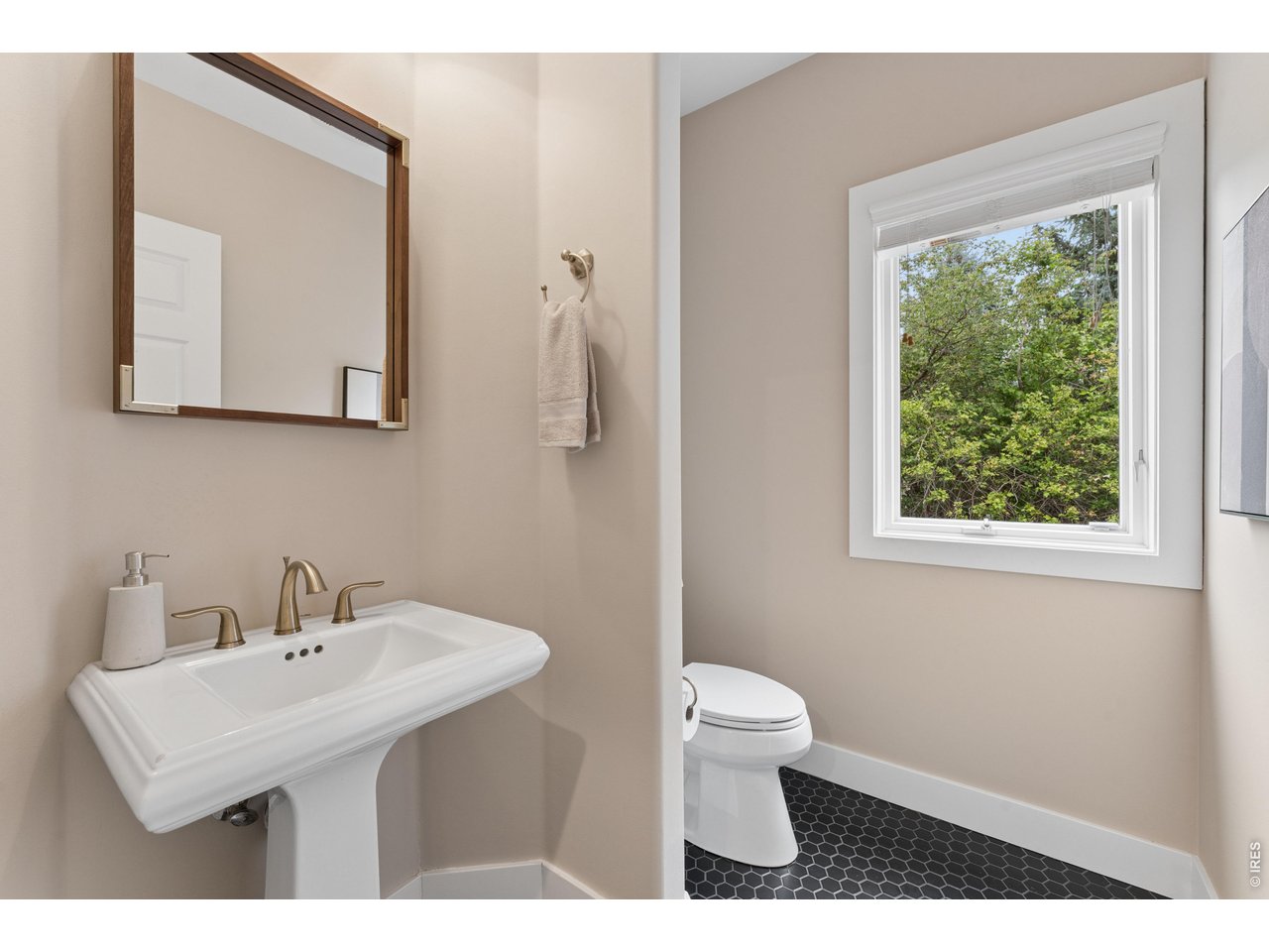 Property Photo 21 