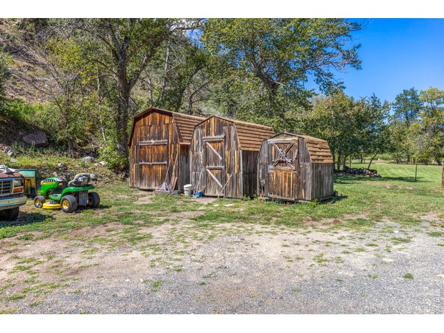 Property Photo 17 