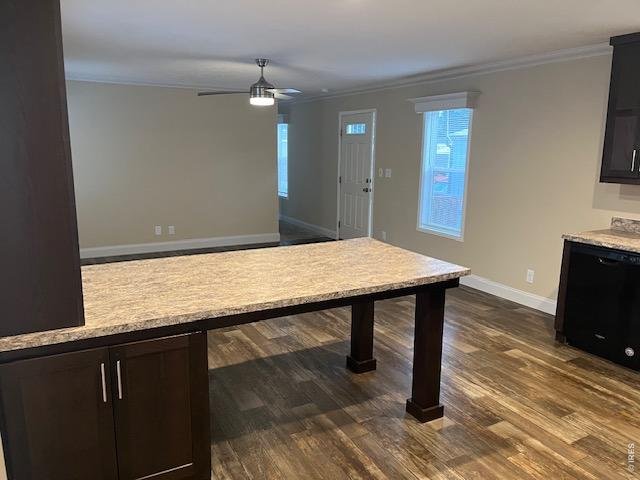 Property Photo 4 Built-in dining area