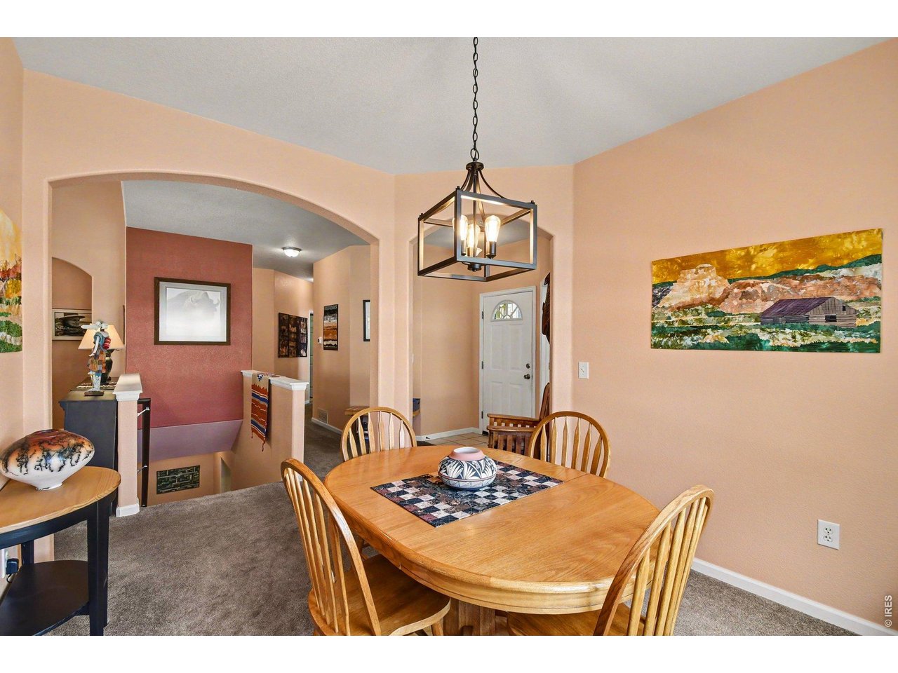 Property Photo 11 Dining room