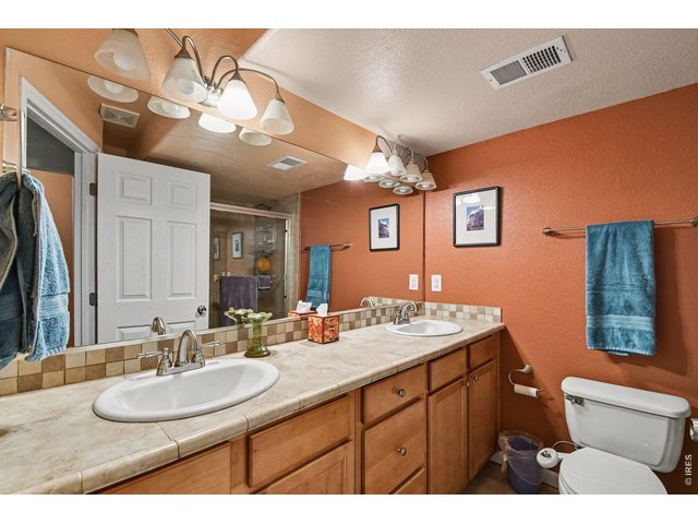 Property Photo 30 Basement Bath