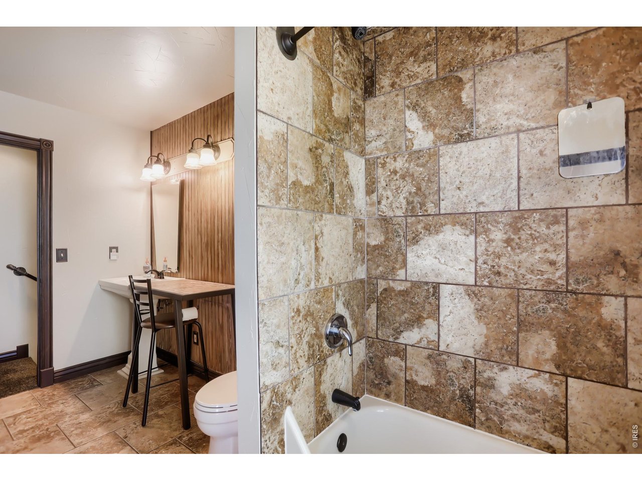 Property Photo 15 