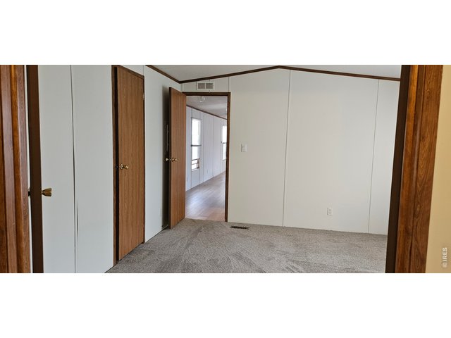 Property Photo 12 Primary Bedroom