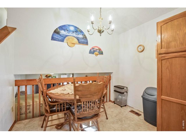 Property Photo 10 Eat in area