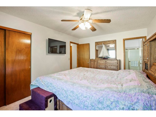 Property Photo 11 Primary Suite