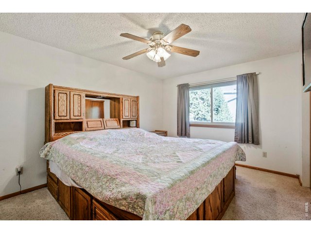 Property Photo 12 Primary Suite