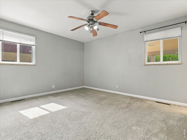 Property Photo 13 primary bedroom