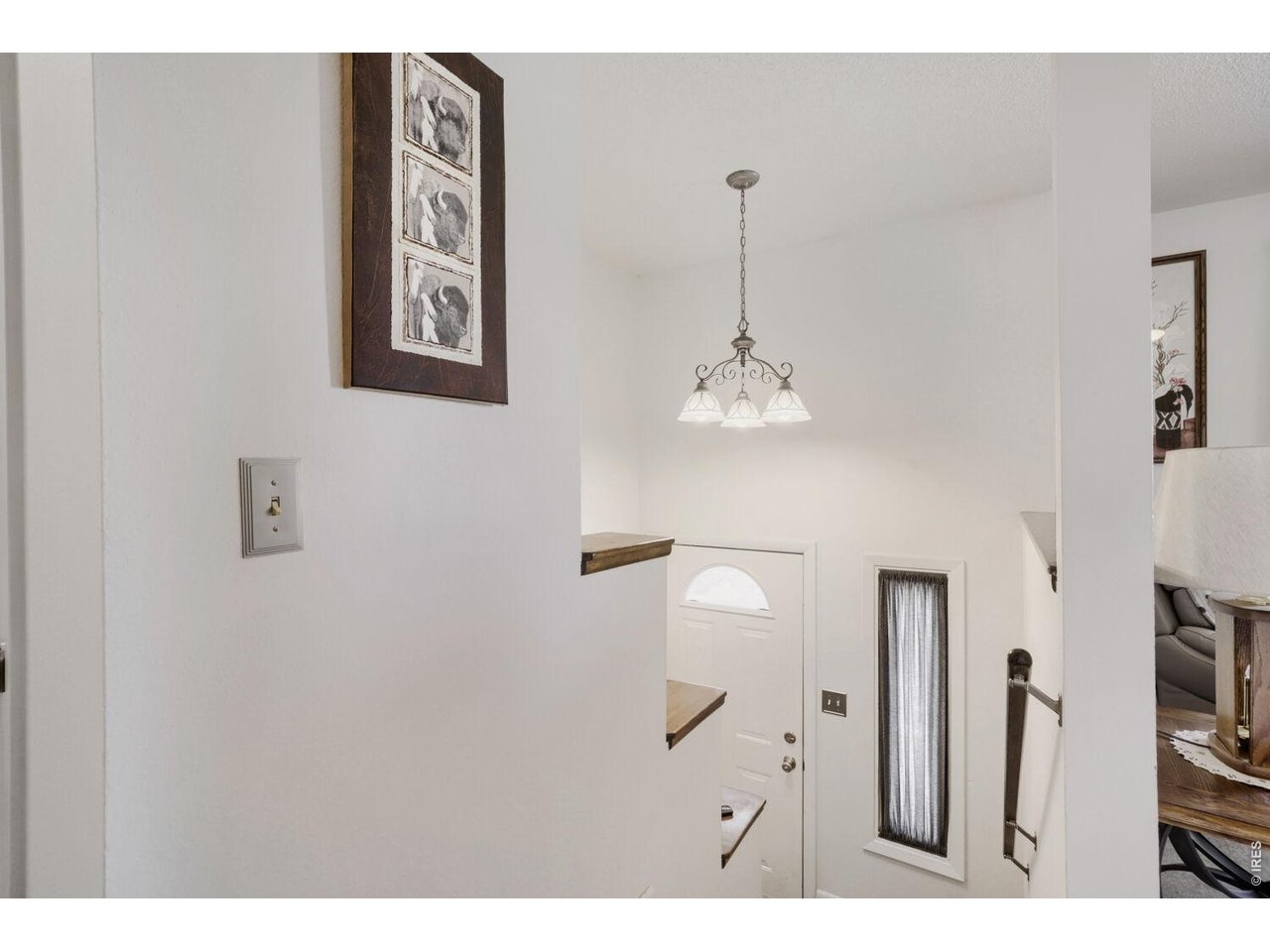 Property Photo 18 Entry way