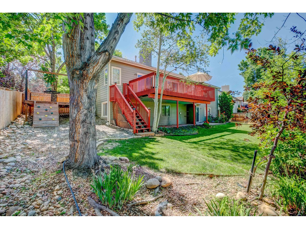 Property Photo 3 Awesome Backyard