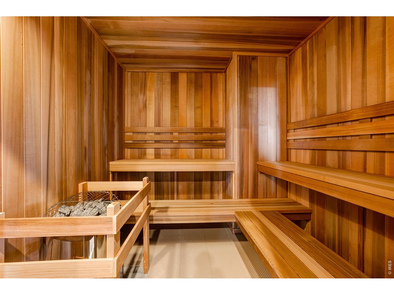 Property Photo 27 Relax at the end of the day in the sauna & oversized hot tub!