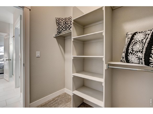 Property Photo 9 Primary closet