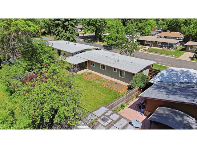 Property Photo 41 2 blocks from City Park, Tennis, Pottery studio, pool, City Park 9 Golf, Stodgy's Brewery, and the Fox Den coffee shop. With in 1/2 mile to Little and 1.5 miles to Old Town restaurants, shops and entertainment, 2 miles to Colorado State University
