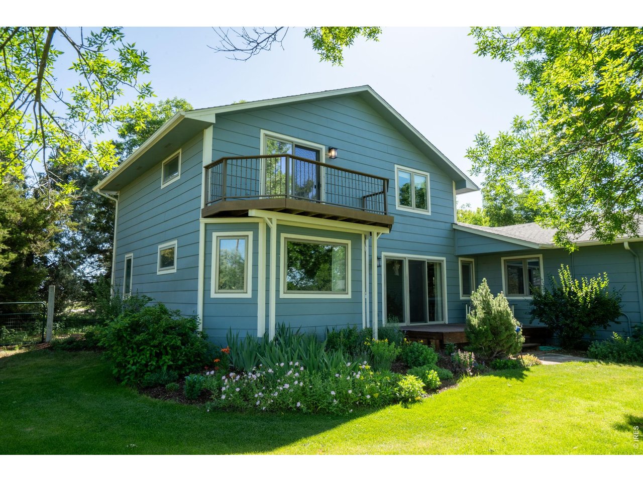 Property Photo 1 