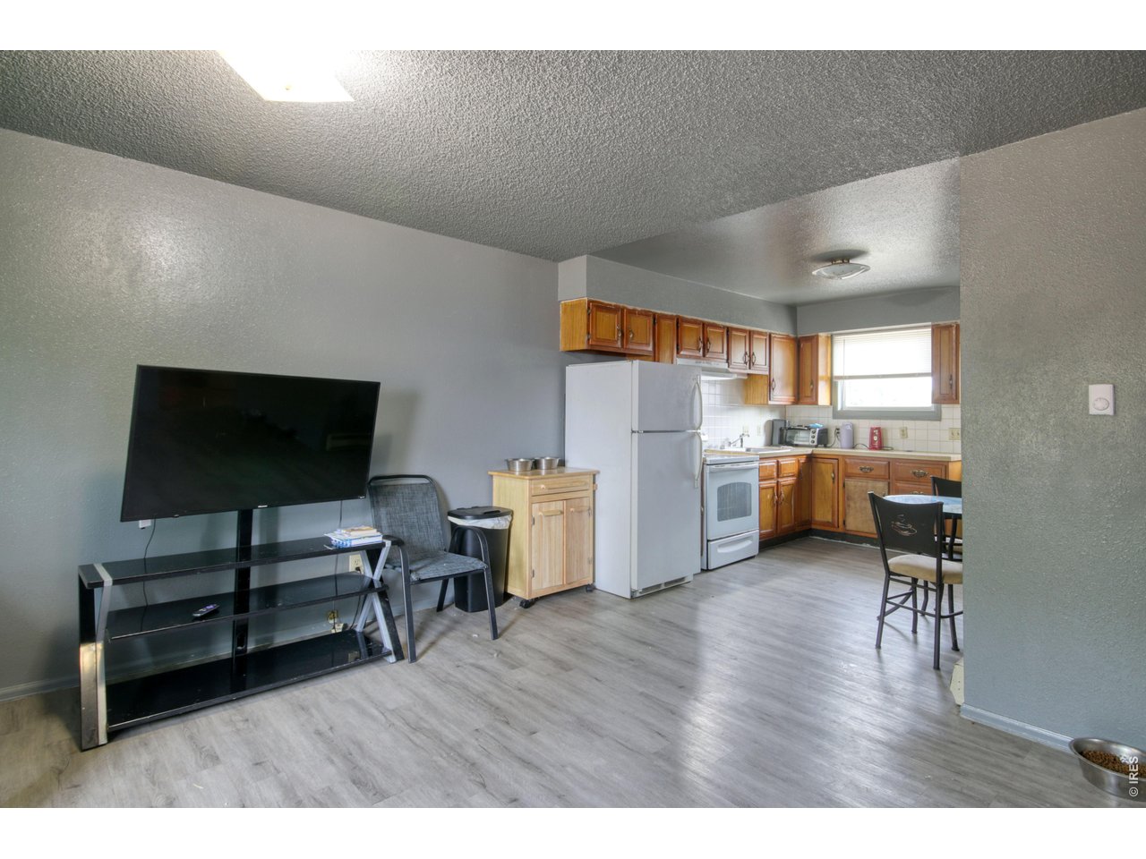 Property Photo 6 Apartment A