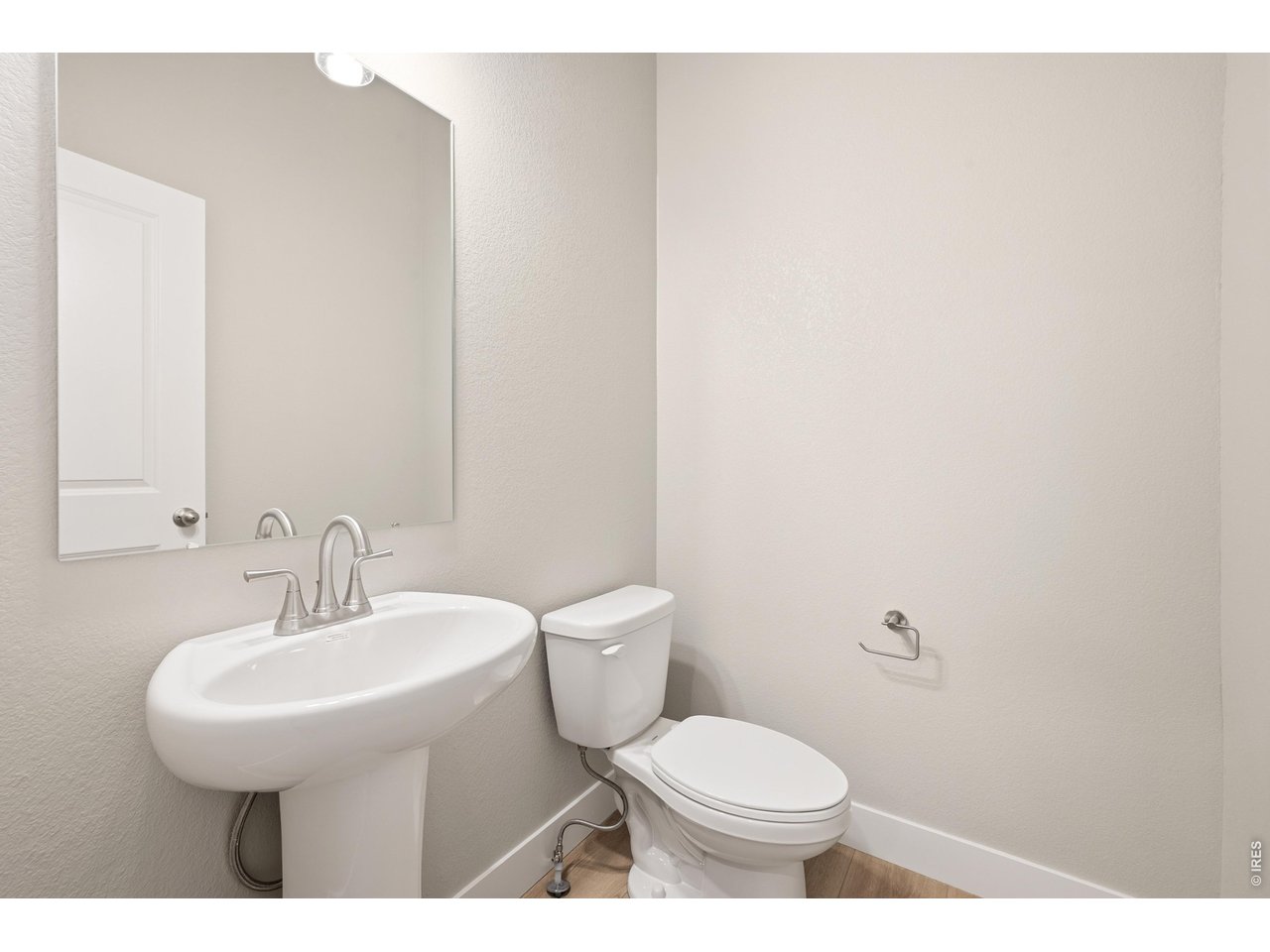 Property Photo 10 Main floor powder room