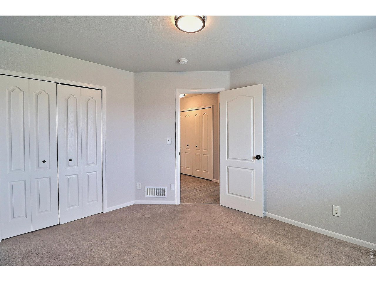 Property Photo 21 Bedroom 2