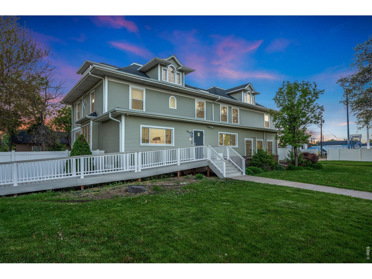 Property Photo 1 