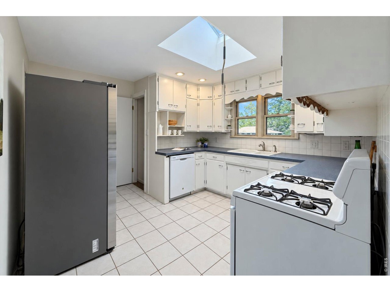 Property Photo 13 Kitchen Skylight