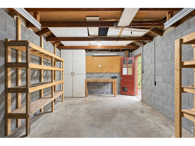 Property Photo 43 Garage Interior