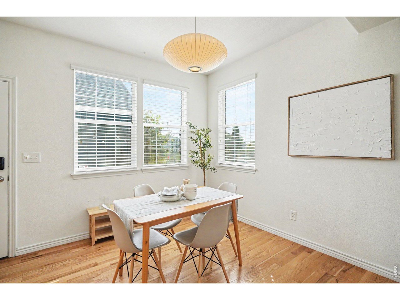 Property Photo 8 Dining Area