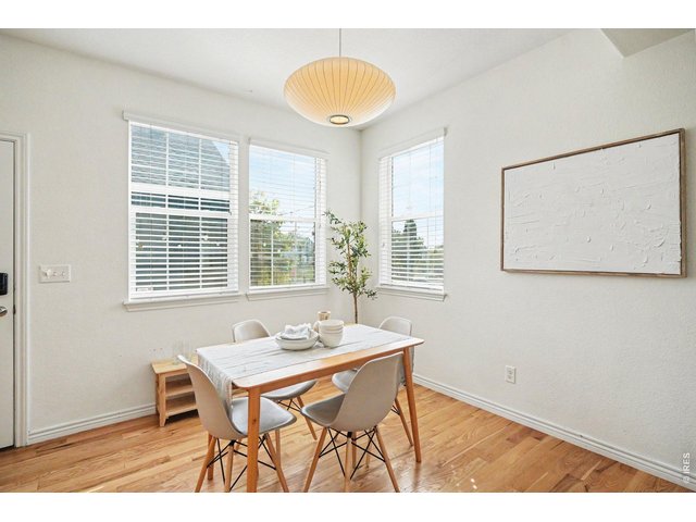 Property Photo 8 Dining Area