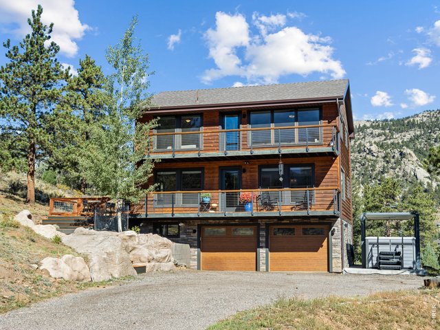 Property Photo 7 2 decks off the front