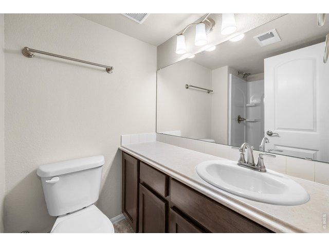 Property Photo 35 basement bath