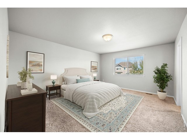 Property Photo 20 Large Primary Bedroom