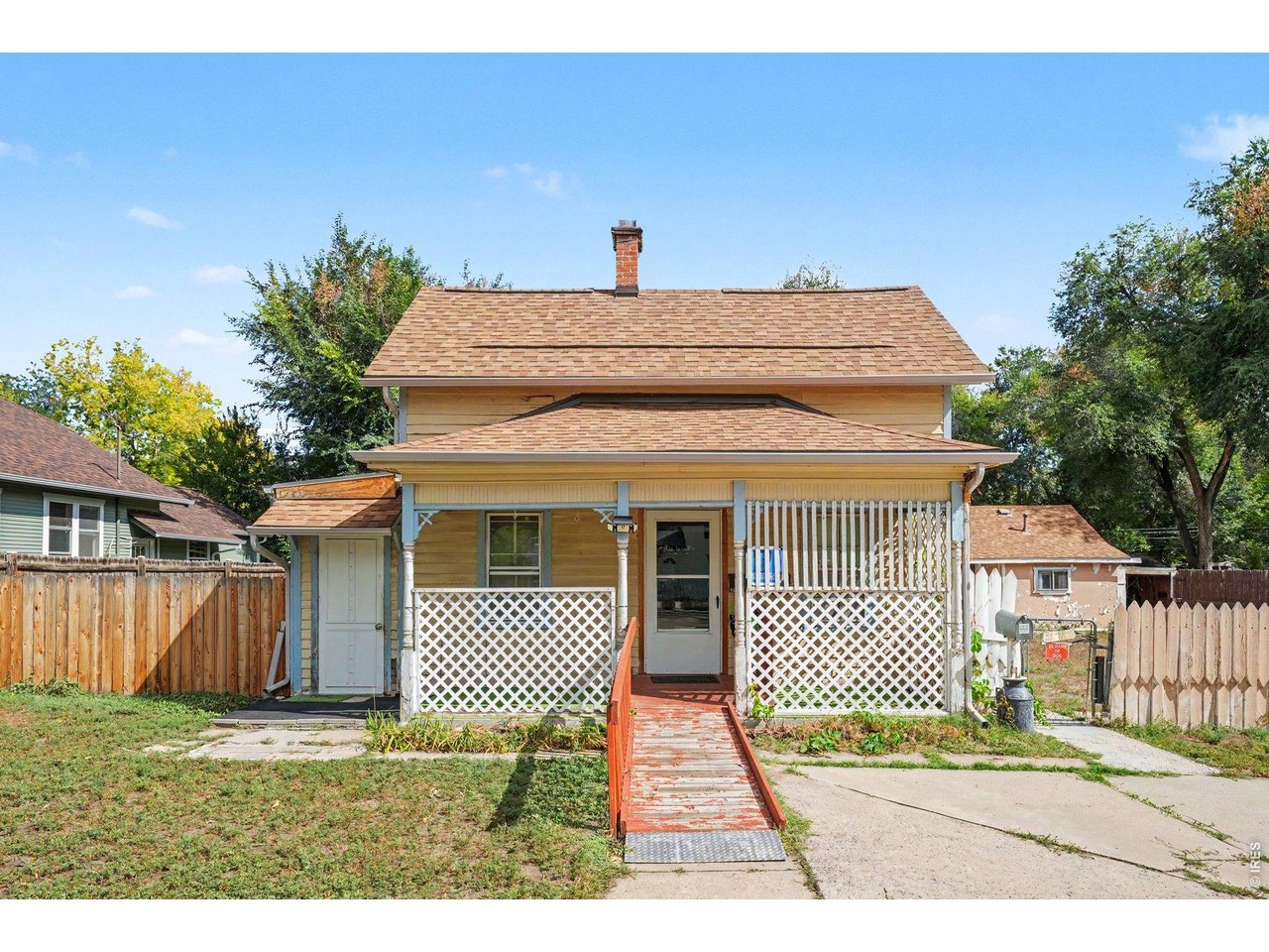 Property Photo 1 