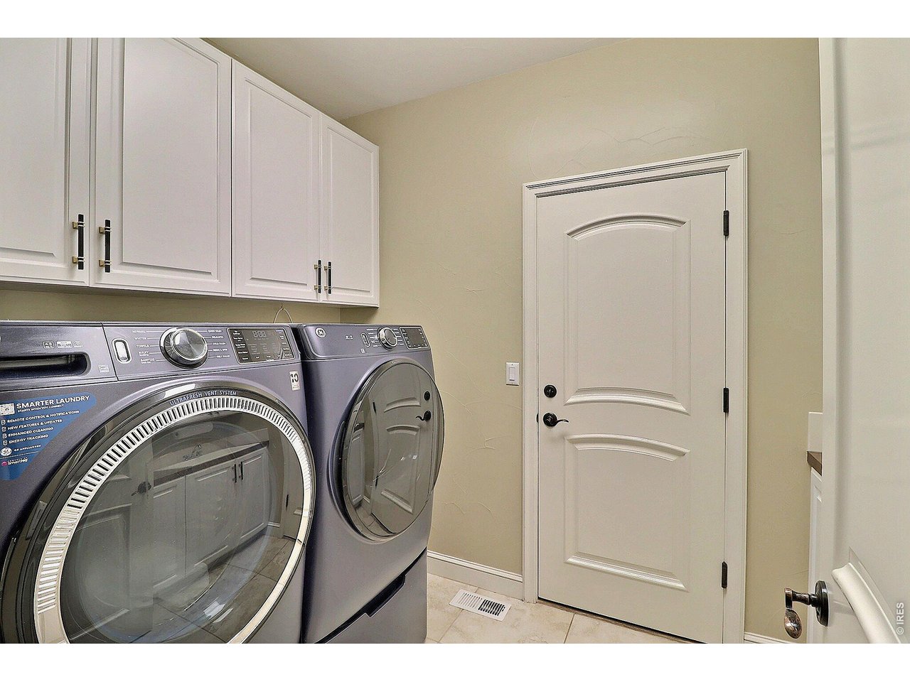 Property Photo 29 Main Floor Laundry