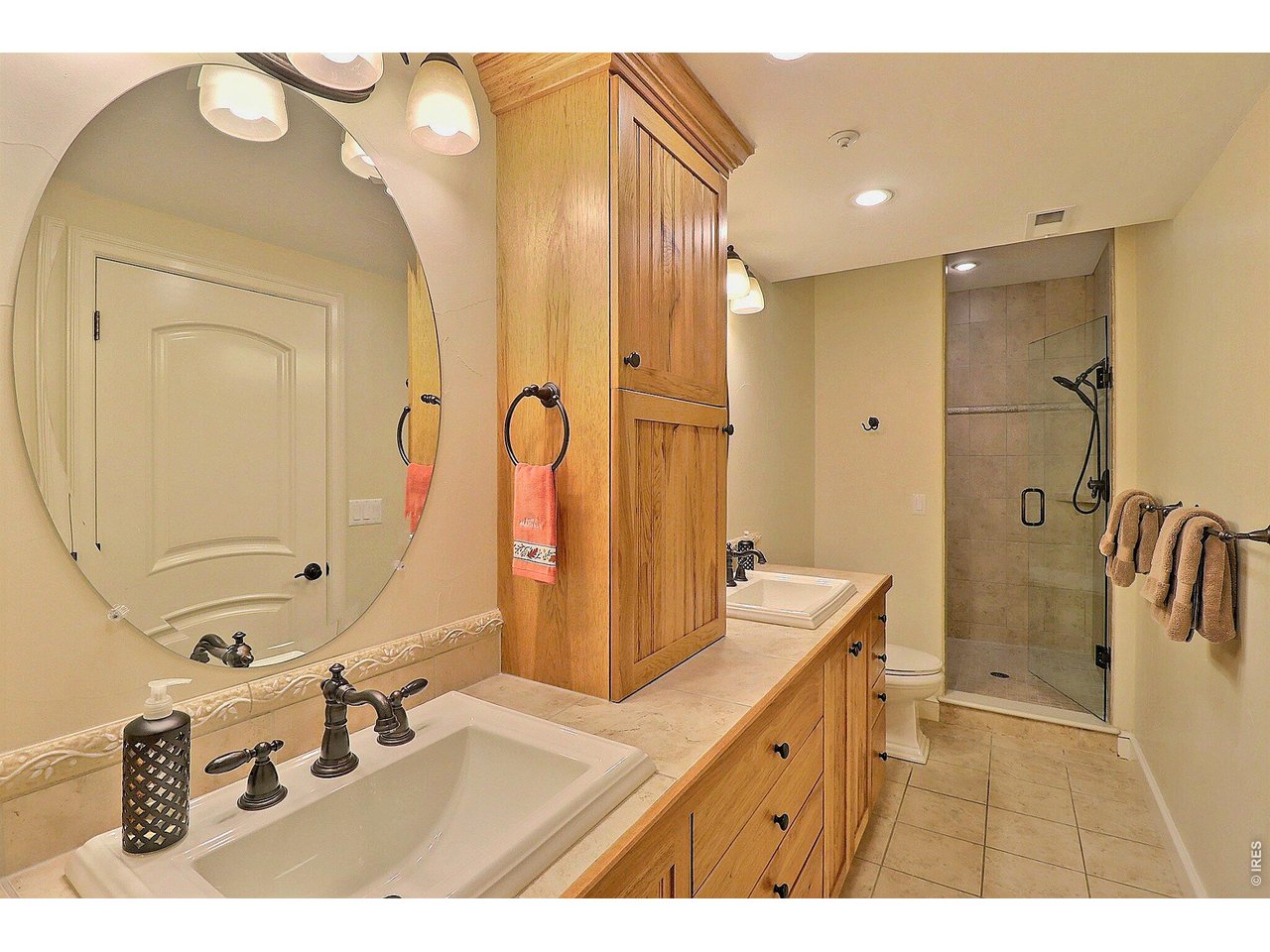Property Photo 38 with Private Bathroom