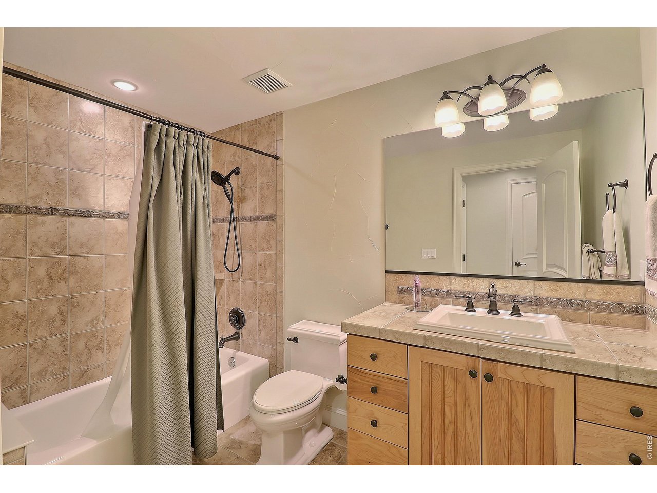 Property Photo 40 Downstairs Bathroom
