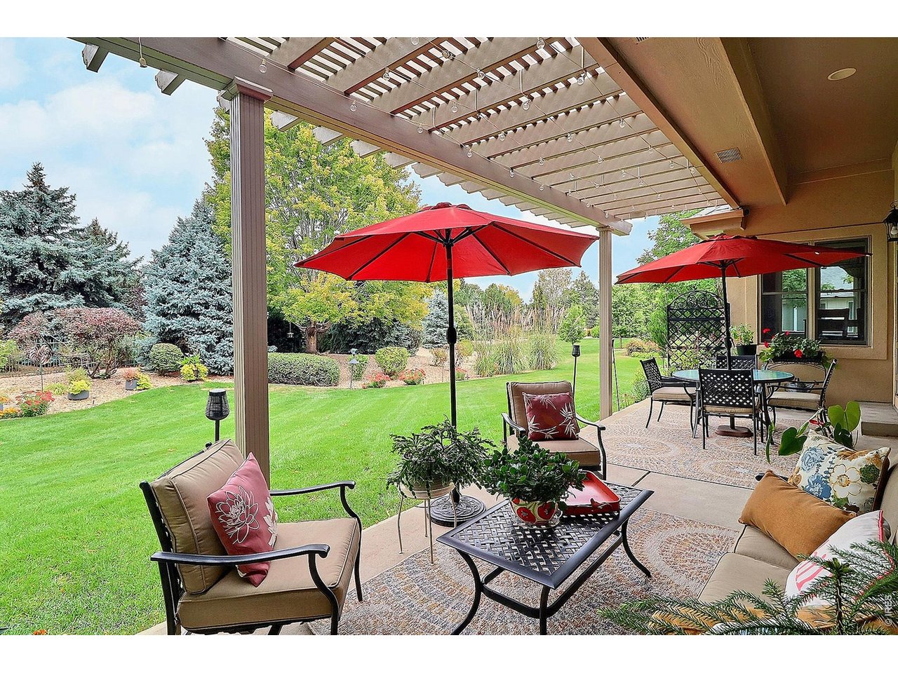 Property Photo 46 Wonderful Outdoor Entertaining